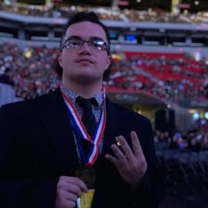 Meet your Posher, Thomas